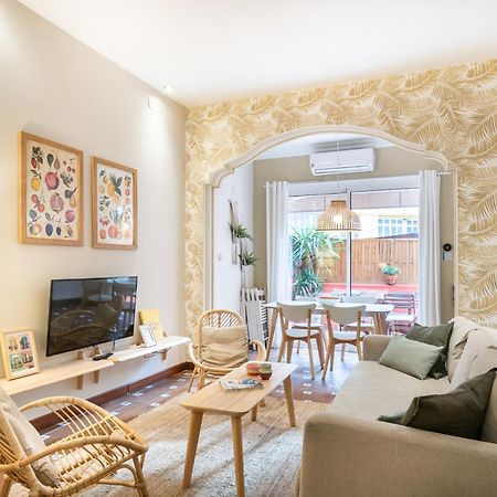 Spacious & Sunny Apt With Terrace In The City Center Barcelona Exterior foto