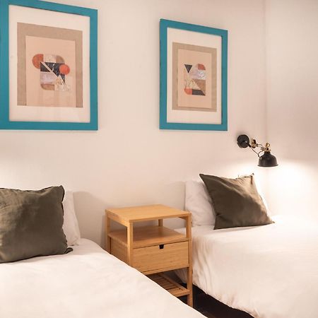 Spacious & Sunny Apt With Terrace In The City Center Barcelona Exterior foto