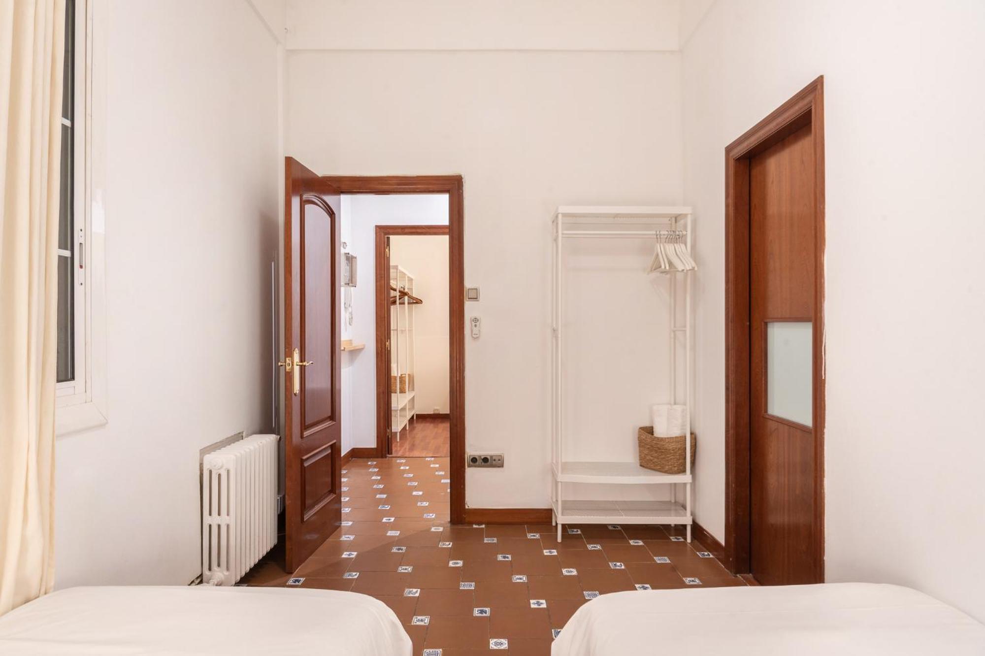Spacious & Sunny Apt With Terrace In The City Center Barcelona Exterior foto